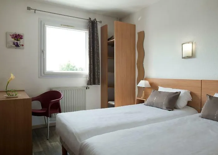 Hotel The Originals Access Les Iris Sur Mer